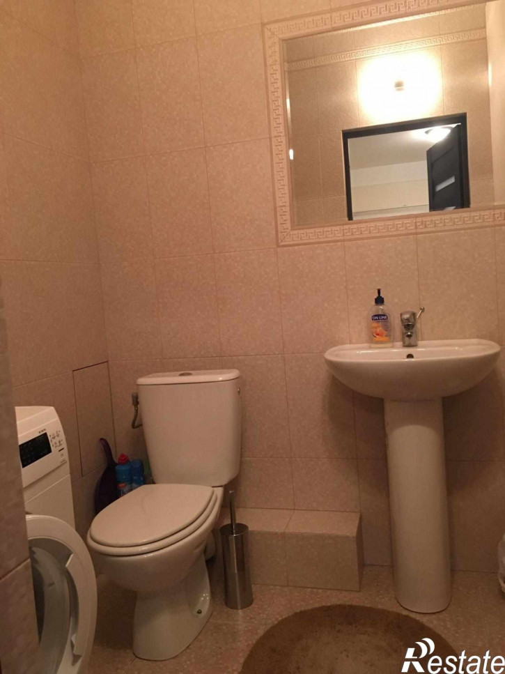 2-комн квартира Чкалова ул, 97