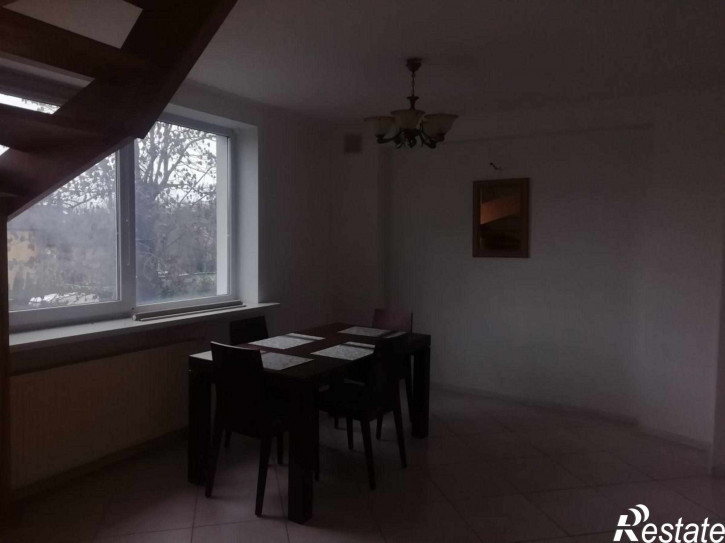 4-комн квартира Тургенева ул, 25