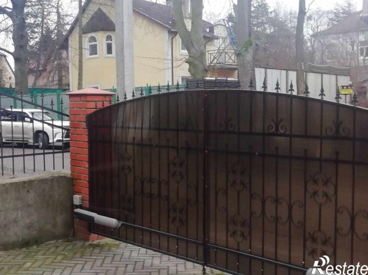 4-комн квартира Тургенева ул, 25