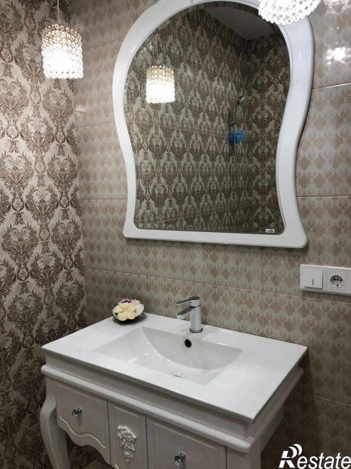 2-комн квартира Виктора Денисова ул, 26