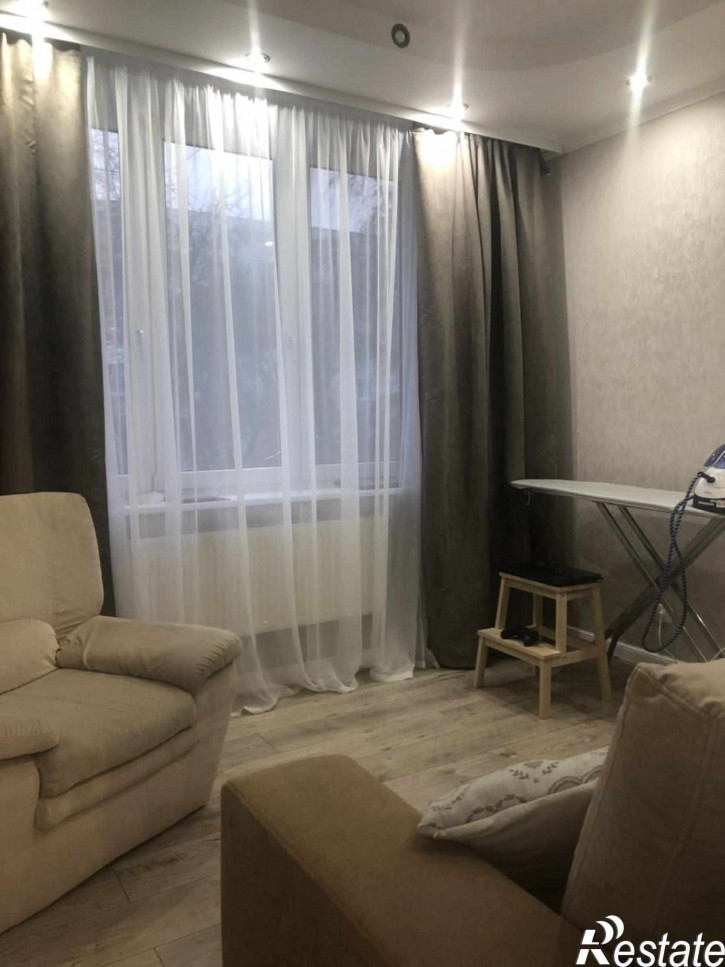 2-комн квартира Тихая ул, 1