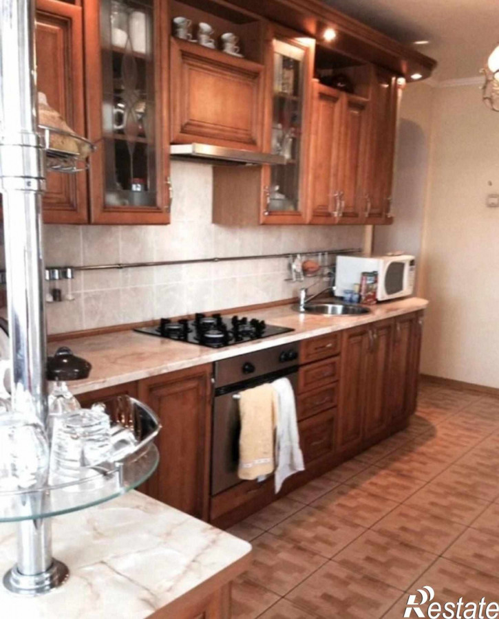 5-комн квартира Комсомольская ул, 102