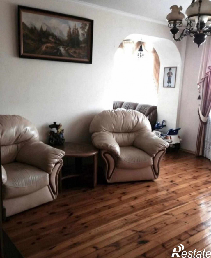 5-комн квартира Комсомольская ул, 102