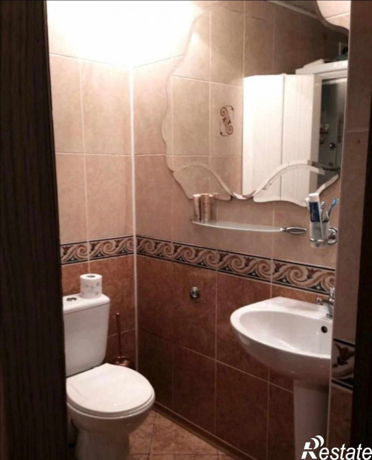 5-комн квартира Комсомольская ул, 102