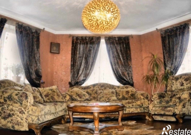 2-комн квартира Каменная ул, 1