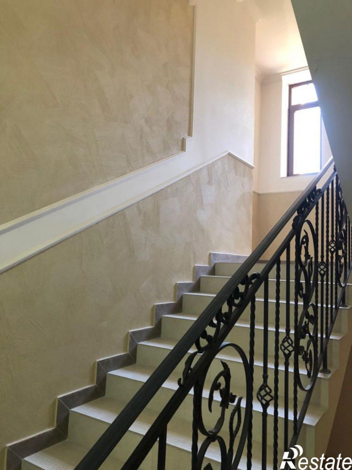 3-комн квартира Каштановая аллея ул, 42