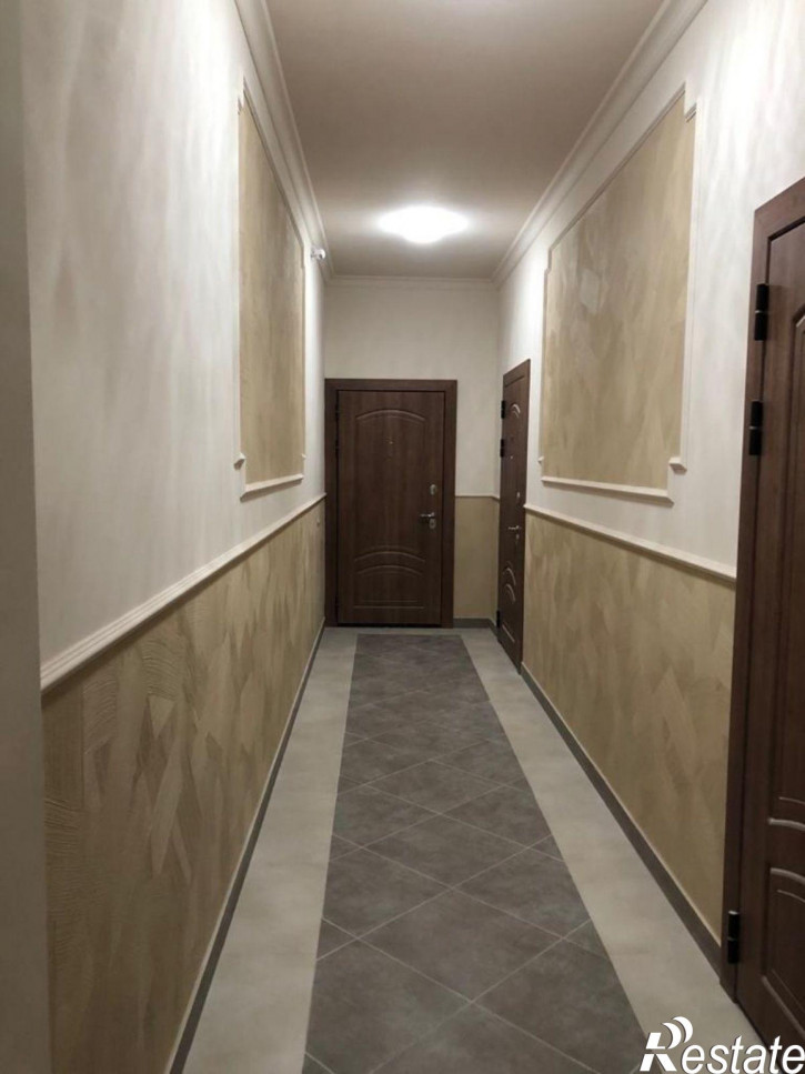 3-комн квартира Каштановая аллея ул, 42