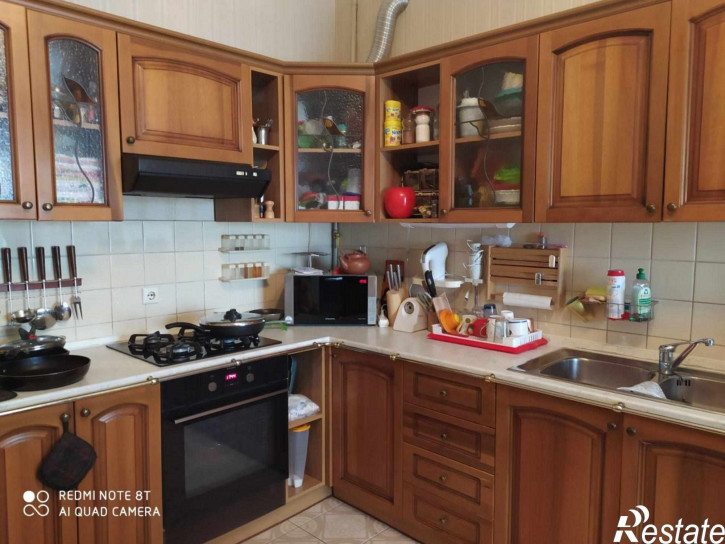 4-комн квартира Озерная ул, 12