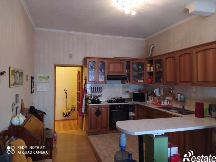 4-комн квартира Озерная ул, 12
