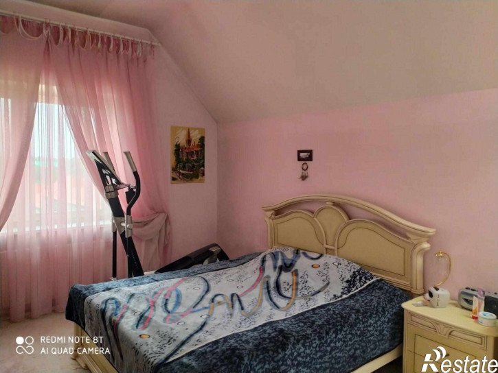 4-комн квартира Озерная ул, 12