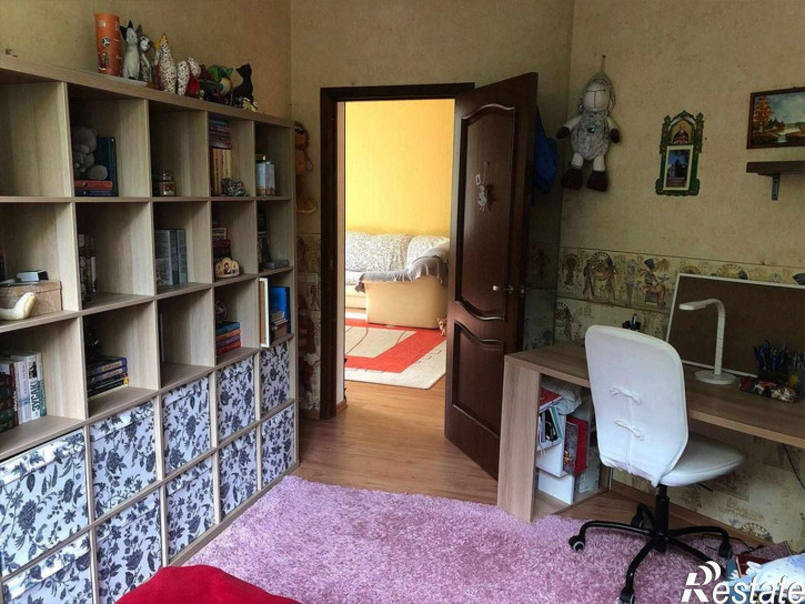 3-комн квартира Ушинского ул, 1