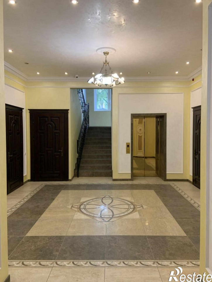 2-комн квартира С.Разина ул, 39 а
