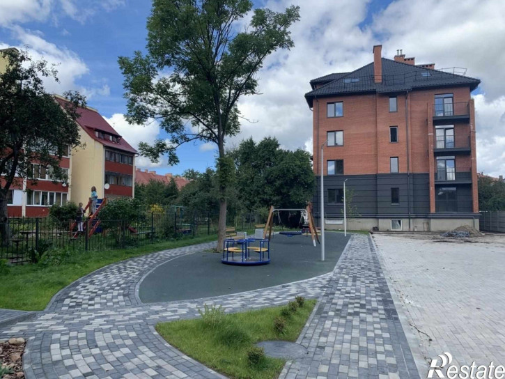 2-комн квартира Третьяковская ул, 5А