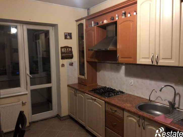 2-комн квартира Осипенко ул, 21