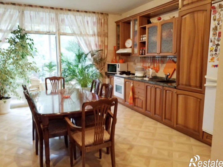 3-комн квартира Пугачева ул, 14
