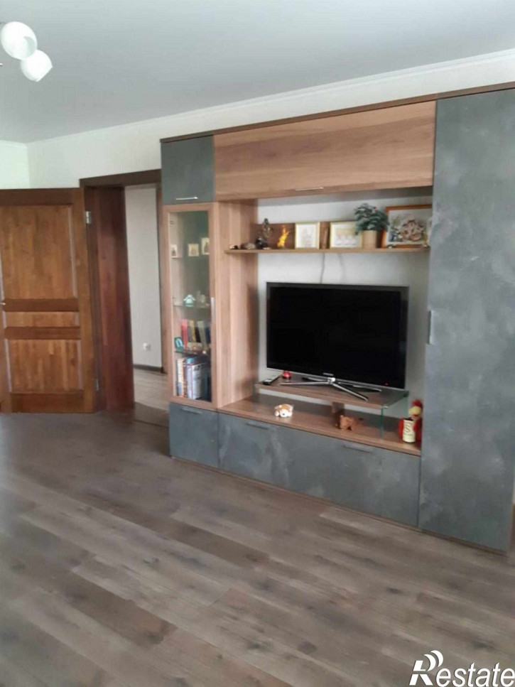 3-комн квартира Еловая аллея ул, 66