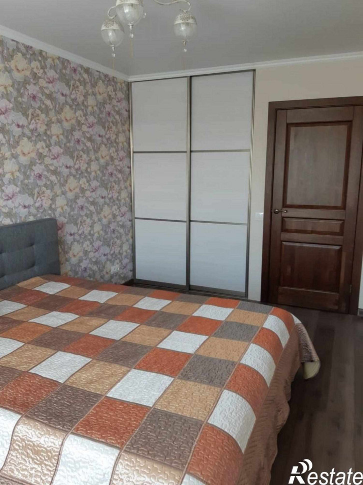 3-комн квартира Еловая аллея ул, 66