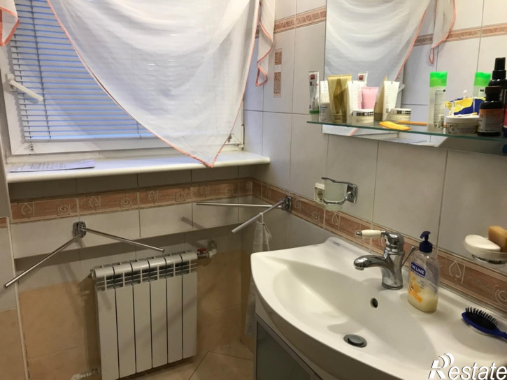 2-комн квартира Репина ул, 2а