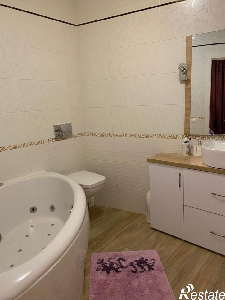 3-комн квартира Парковый пер, 7