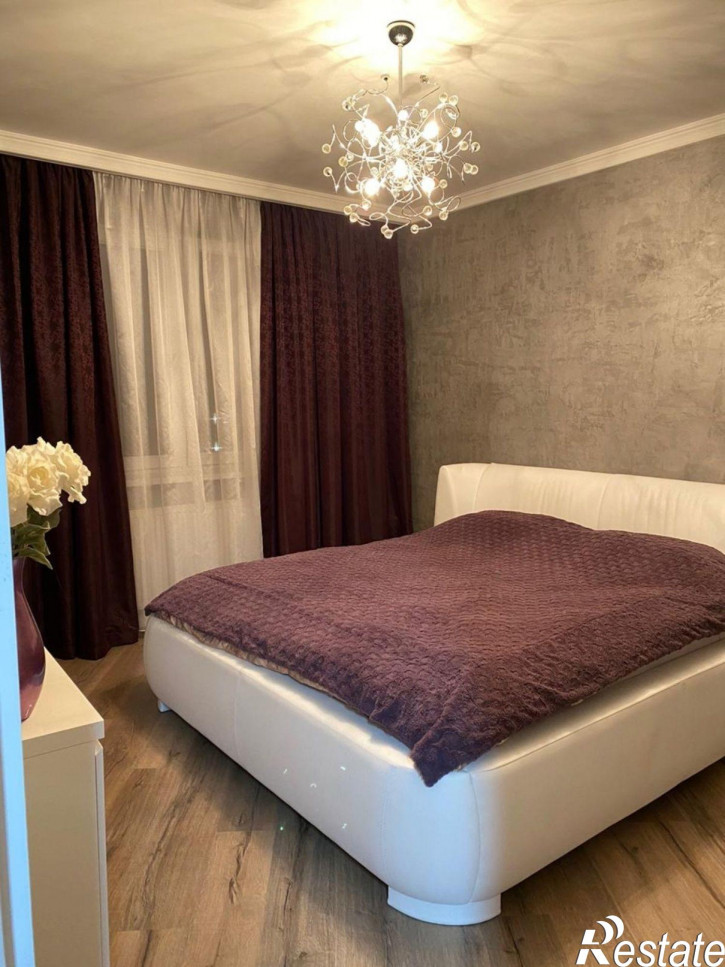 3-комн квартира Парковый пер, 7