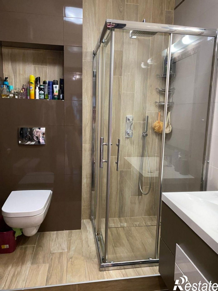 3-комн квартира Парковый пер, 7