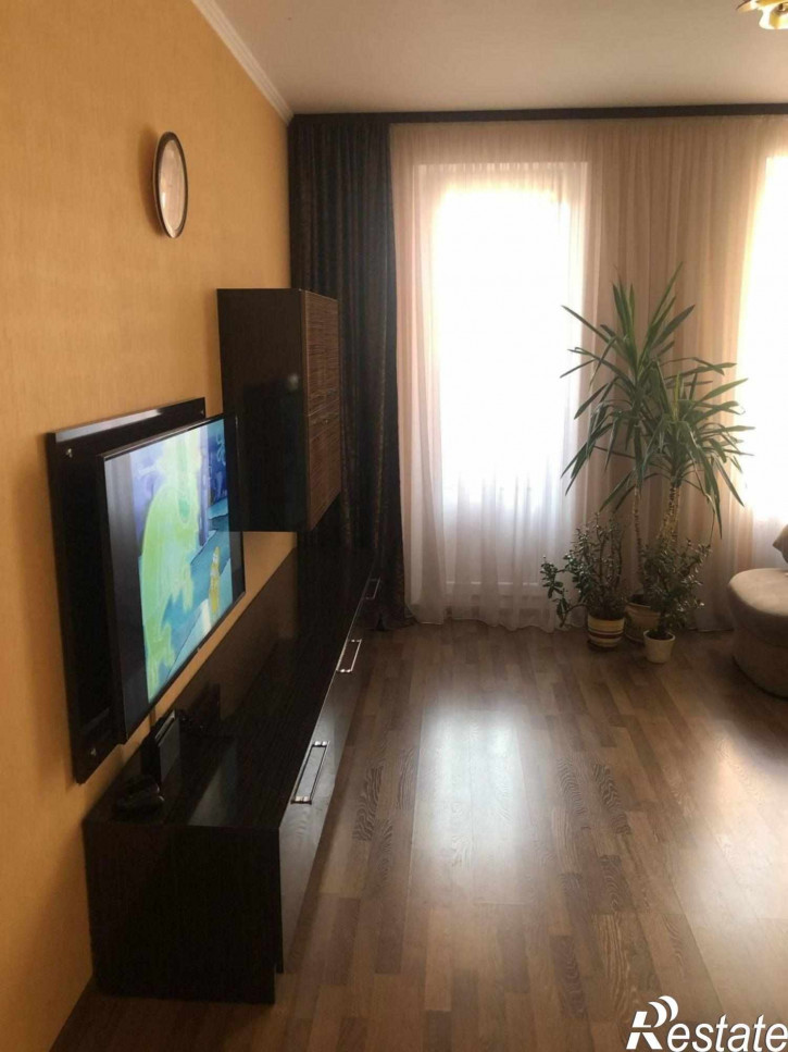 3-комн квартира Артиллерийская ул, 56А
