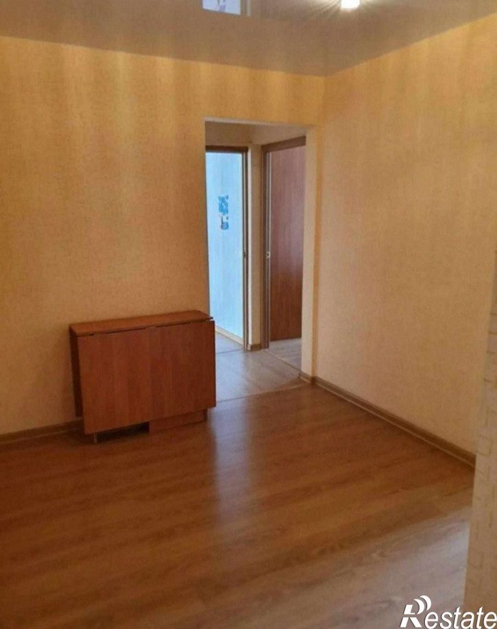 3-комн квартира Генерала Челнокова ул, 34