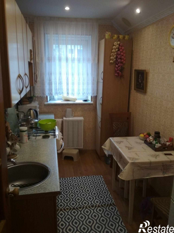 2-комн квартира Космонавта Леонова ул, 59