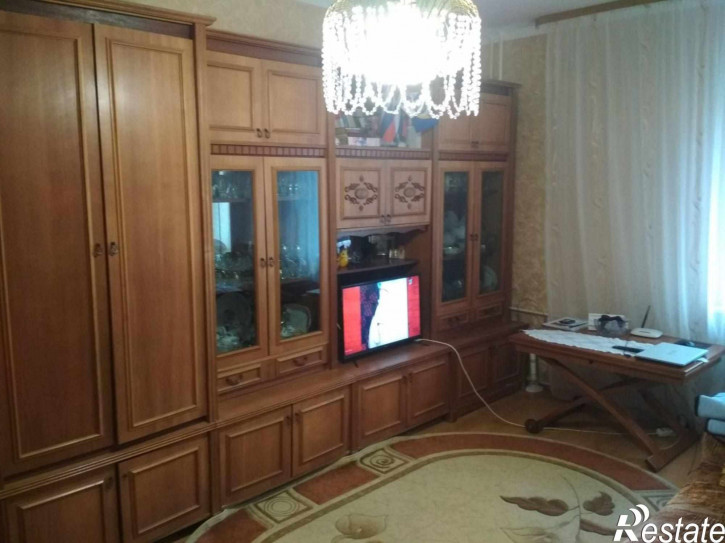 2-комн квартира Космонавта Леонова ул, 59