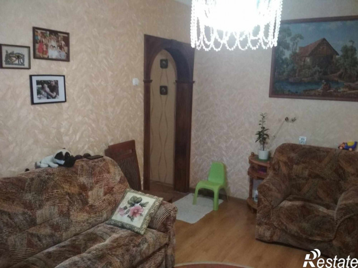 2-комн квартира Космонавта Леонова ул, 59