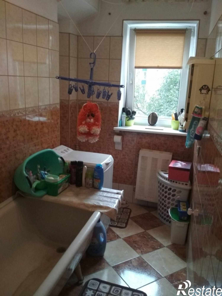 2-комн квартира Космонавта Леонова ул, 59