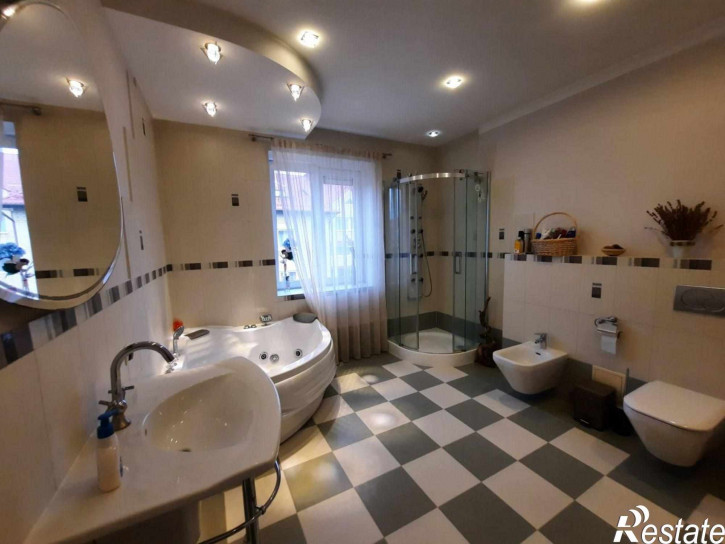 3-комн квартира Ростовская ул, 7