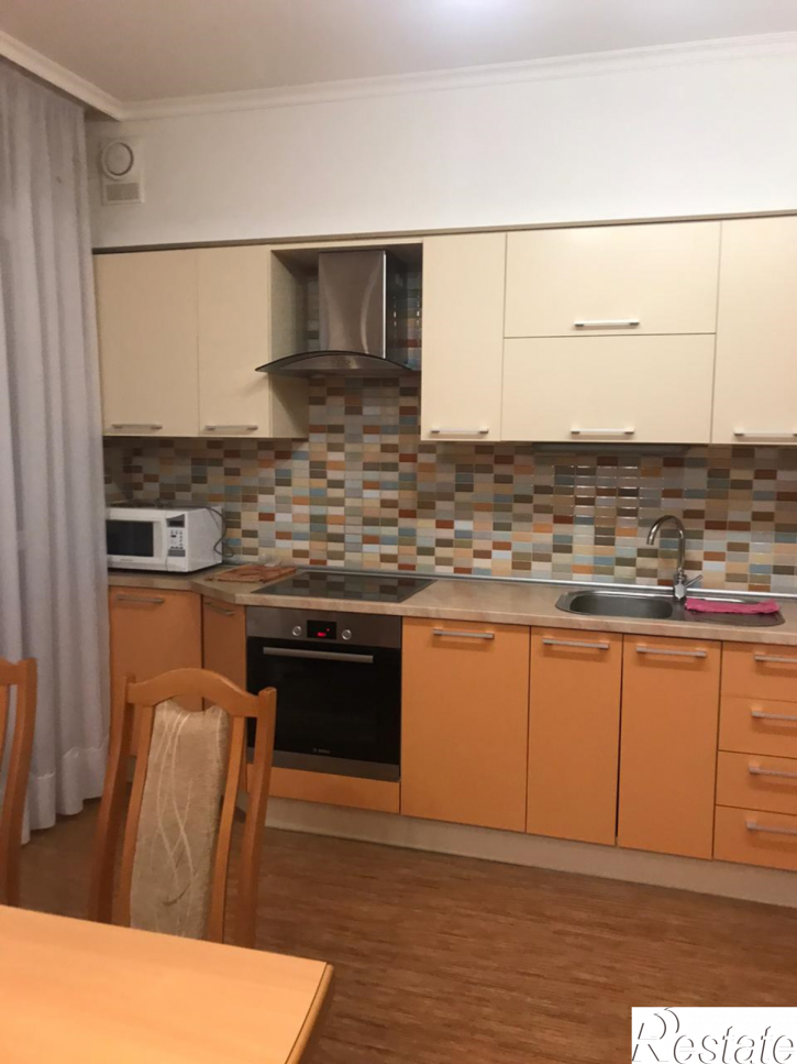 2-комн квартира Гайдара ул, 122