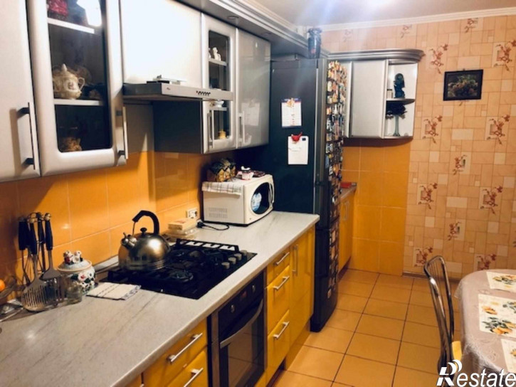3-комн квартира Красносельская ул, 18