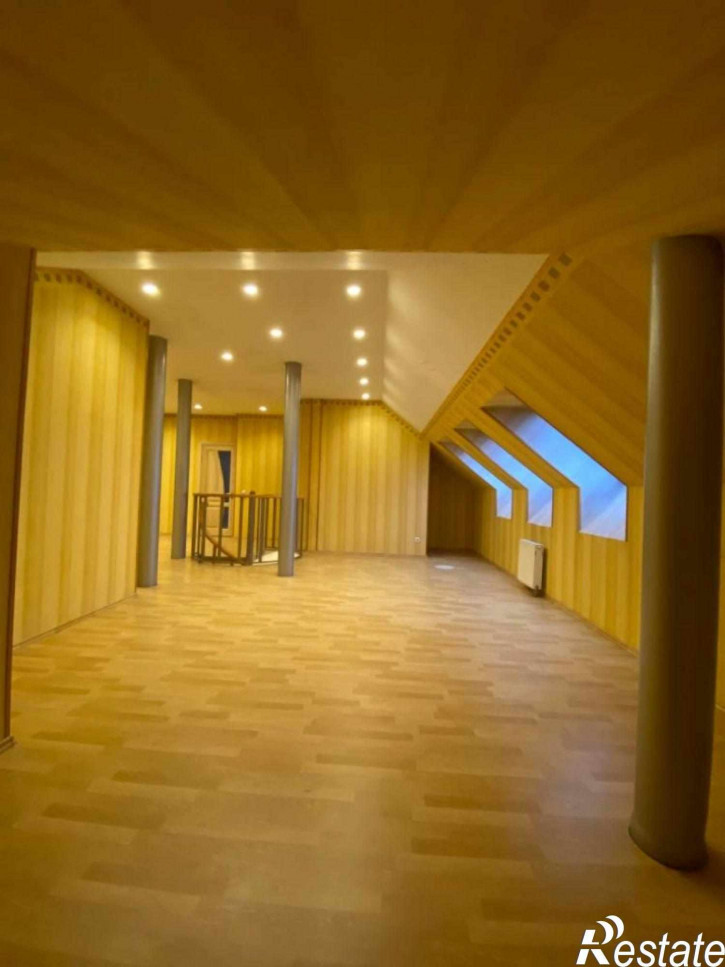 5-комн квартира Чайковского ул, 36