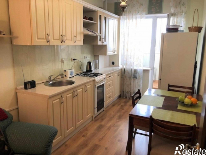 1-комн квартира Виктора Гакуна ул, 5