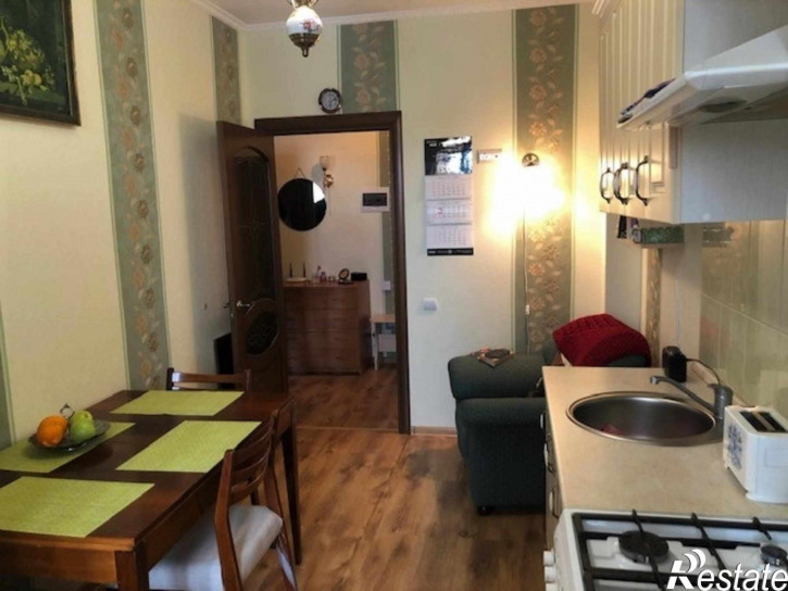 1-комн квартира Виктора Гакуна ул, 5