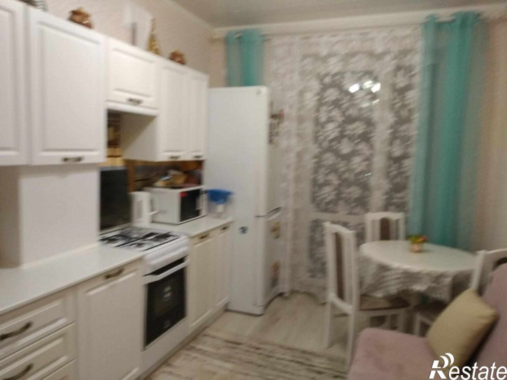 1-комн квартира Каштановая ул, 11