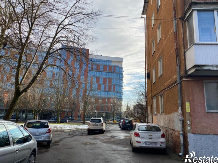 2-комн квартира Сергеева ул, 9
