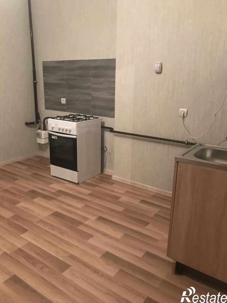 2-комн квартира Левитана ул, 40
