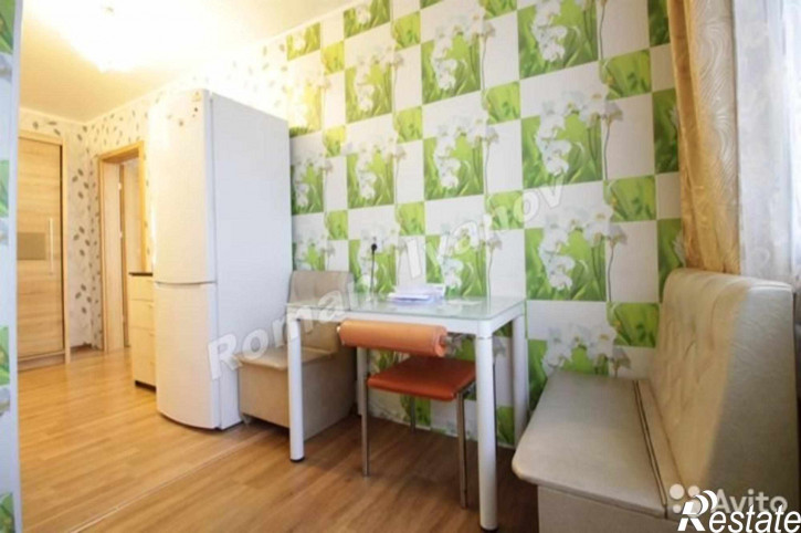 1-комн квартира 9 Апреля ул, 64