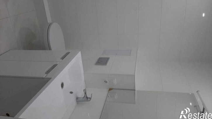 2-комн квартира А.Невского ул, 220