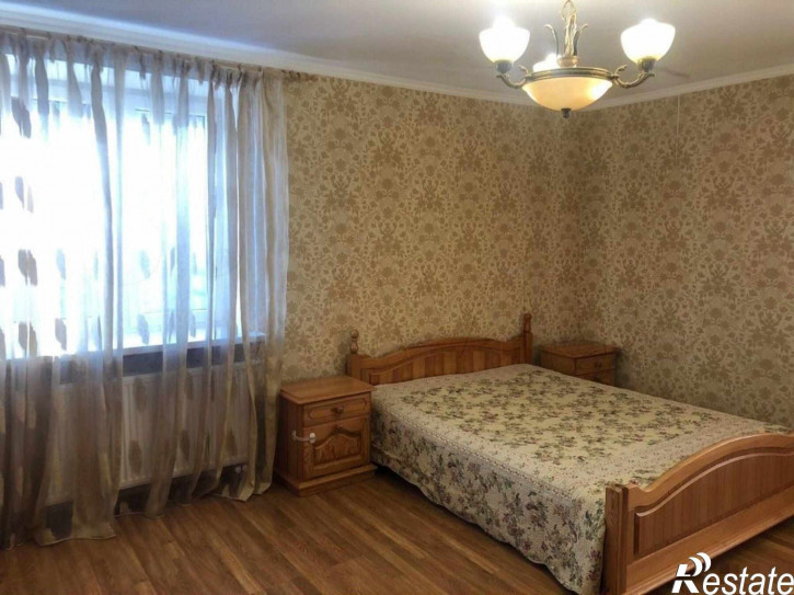 4-комн квартира Комсомольская ул, 21а