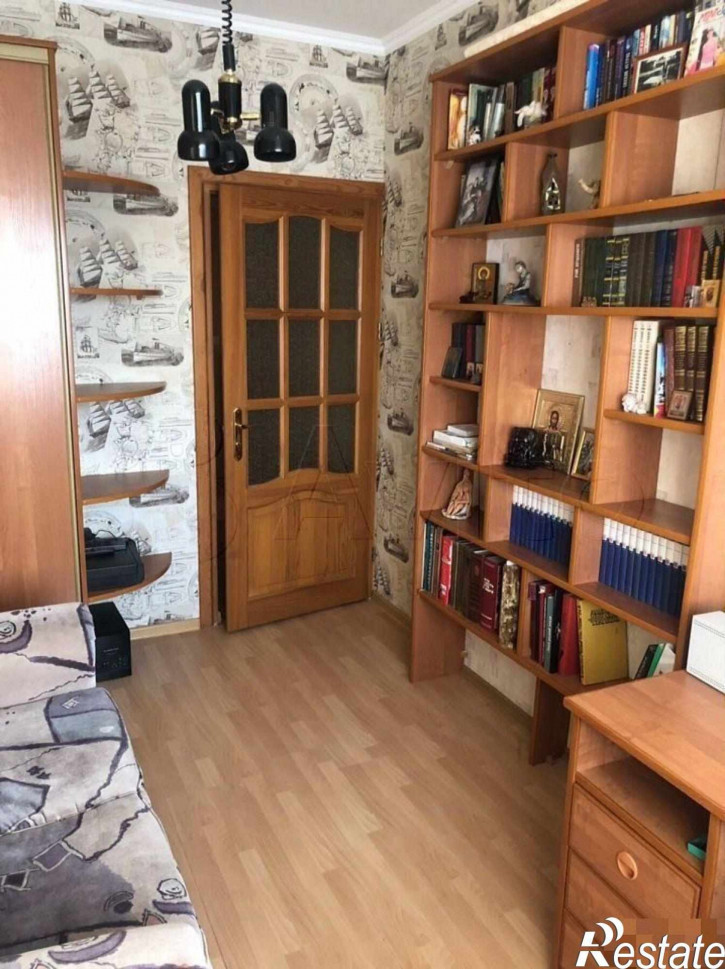 4-комн квартира Комсомольская ул, 21а