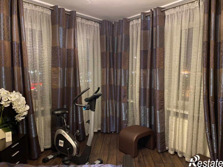 3-комн квартира Ольштынская ул, 5