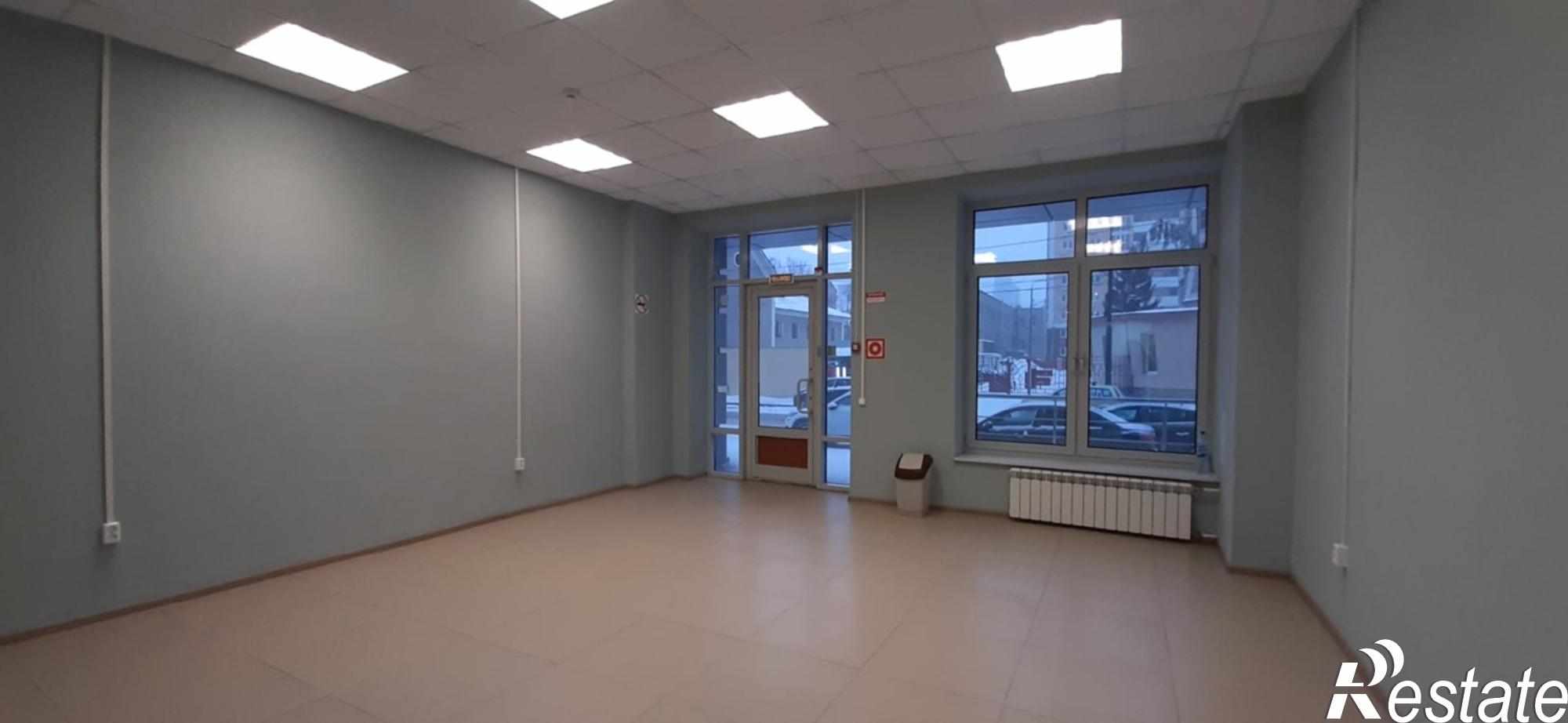 Сдать торговое помещение за 64 000 рублей на ул. Первомайская, д. 2