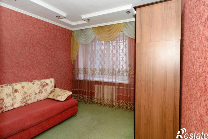 3-комн квартира б-р. Сергея Есенина, д. 2