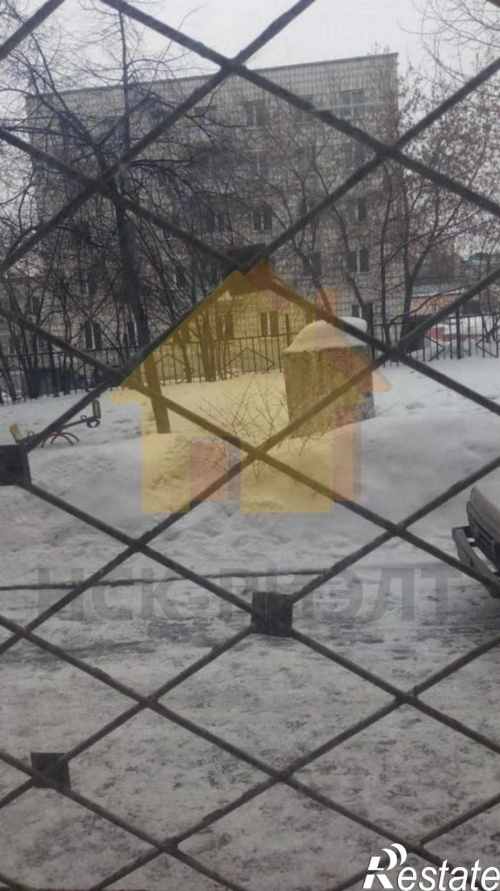 Комната ул. Сибиряков-Гвардейцев,38