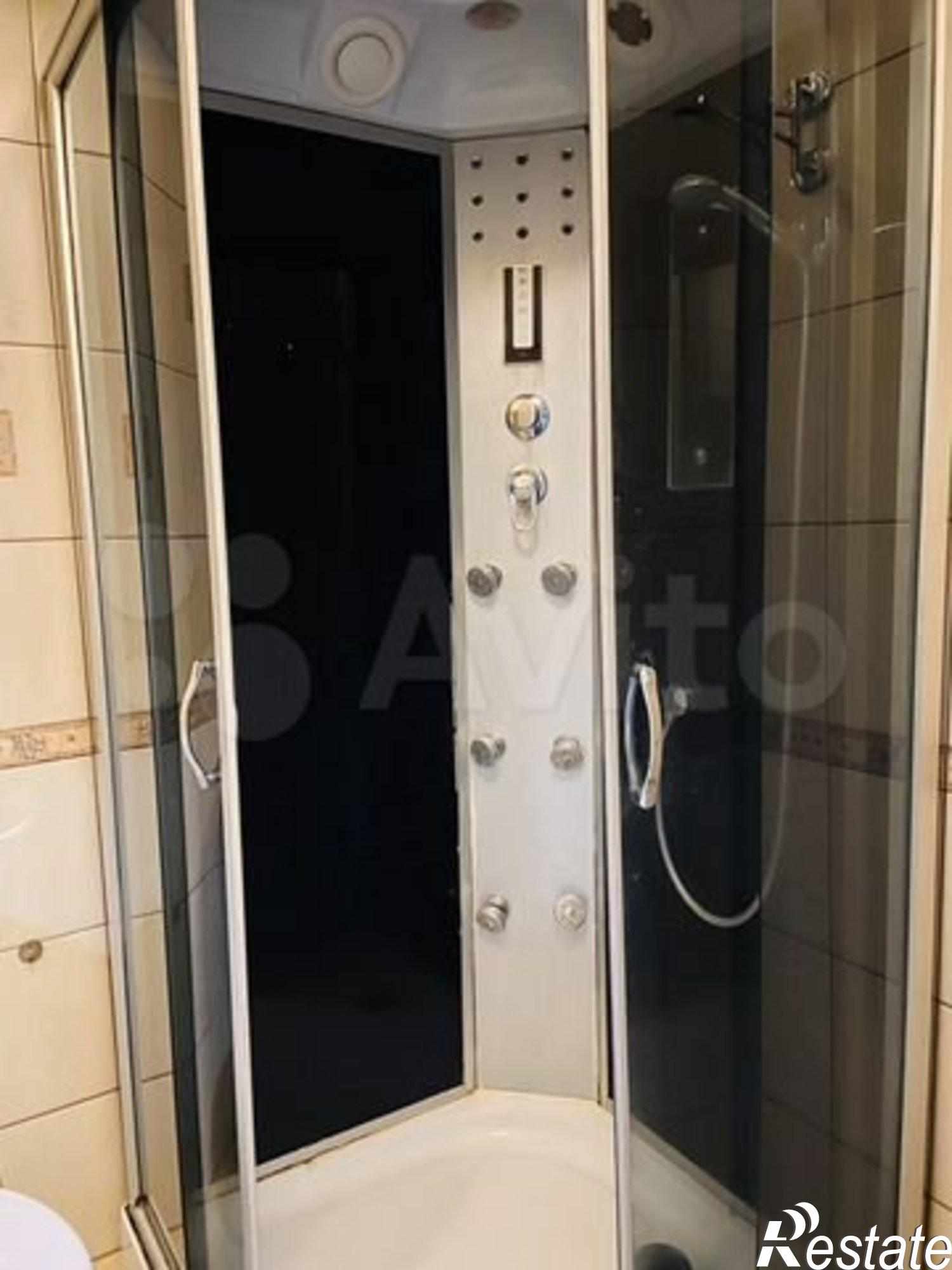 Сдать дачу, дом, коттедж за 240 000 рублей на Заводская улица, 47Г