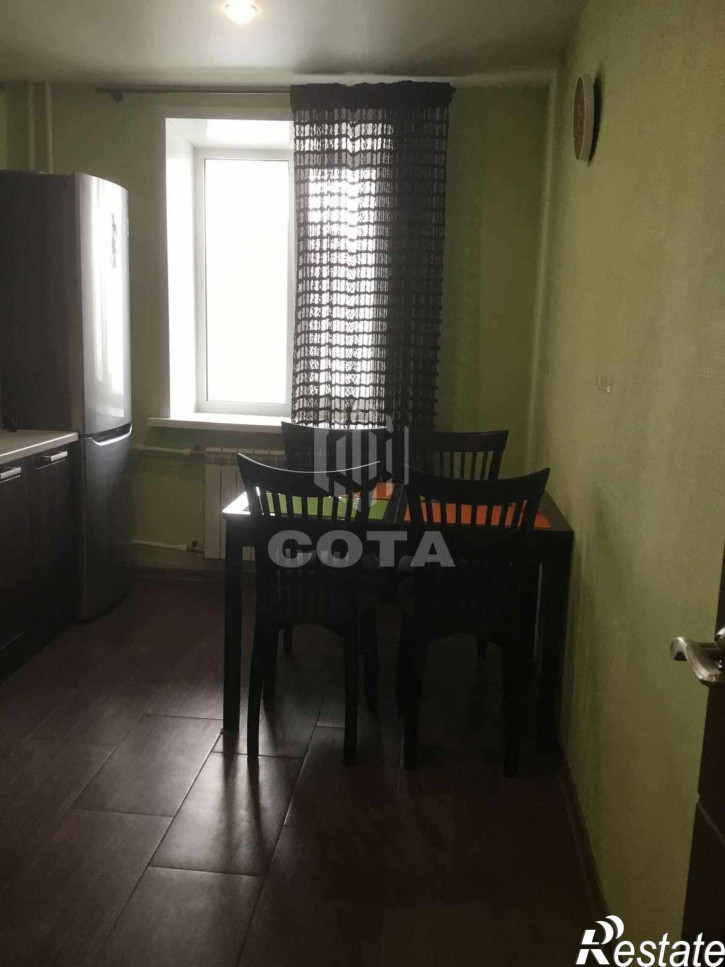 1-комн квартира Победы б-р, 51А